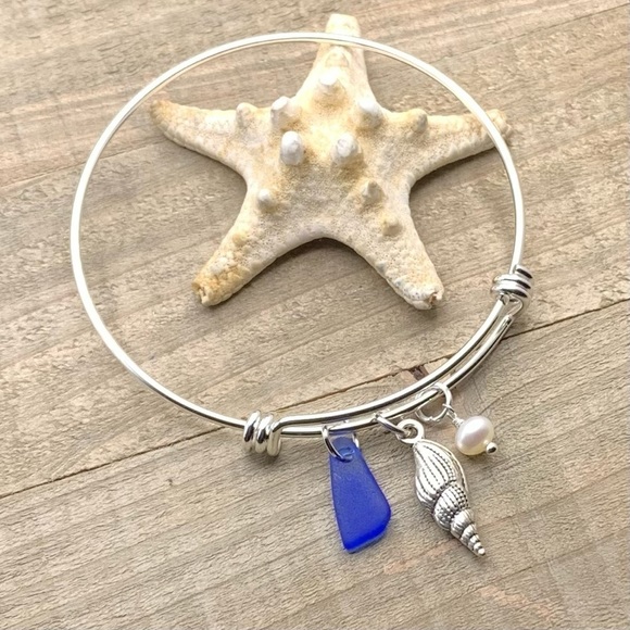 Artisan Jewelry - Sea Glass And Pearl Shell Charm Beach Bracelet| Authentic Seaglass Jewelry